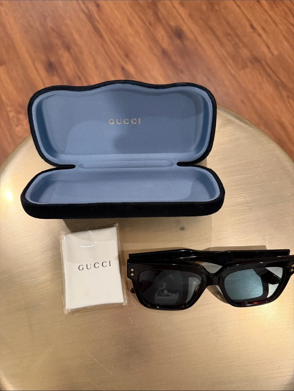 Gucci Sunglasses with dark Havana frame and blue lenses